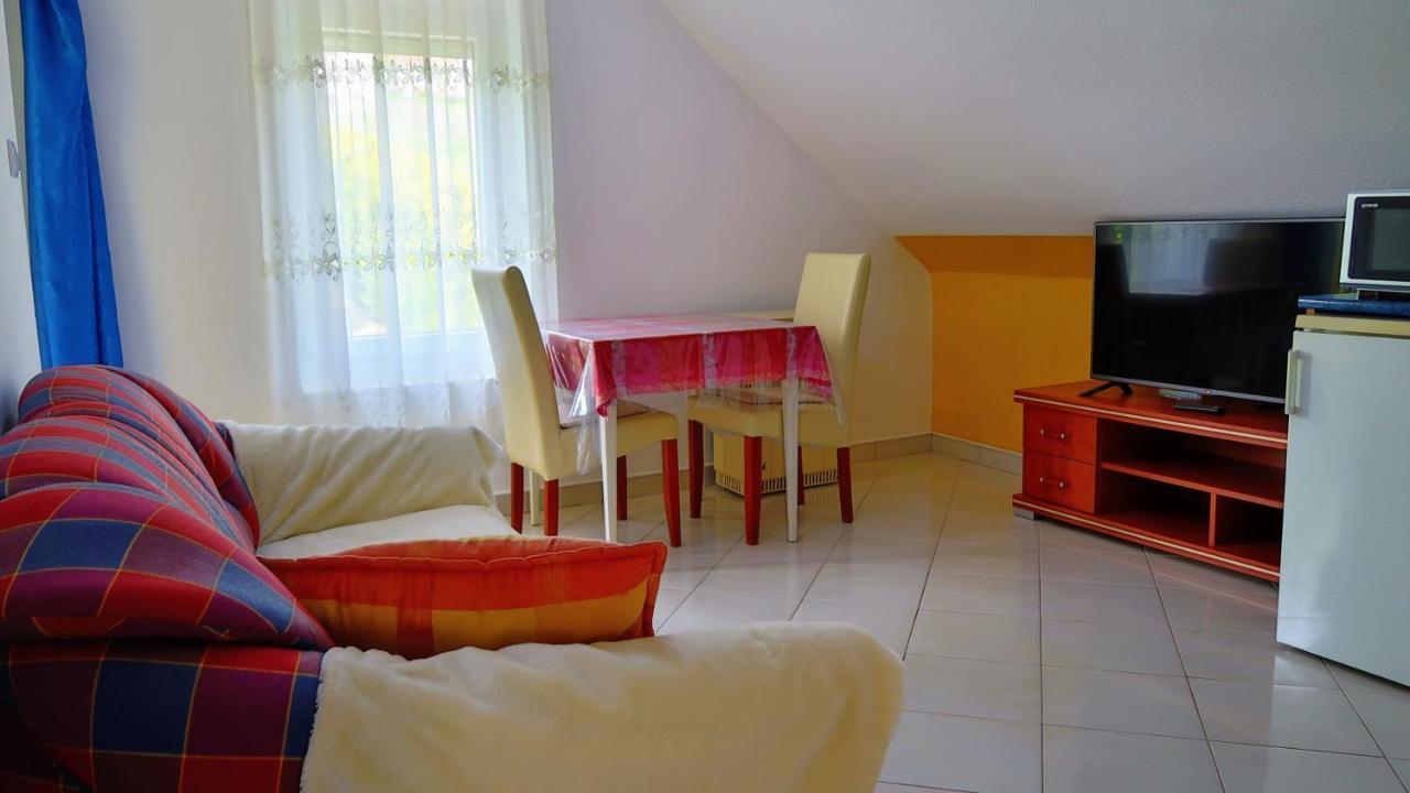 Magyar Apartmanhaz Iv. Zalakaros Exterior photo